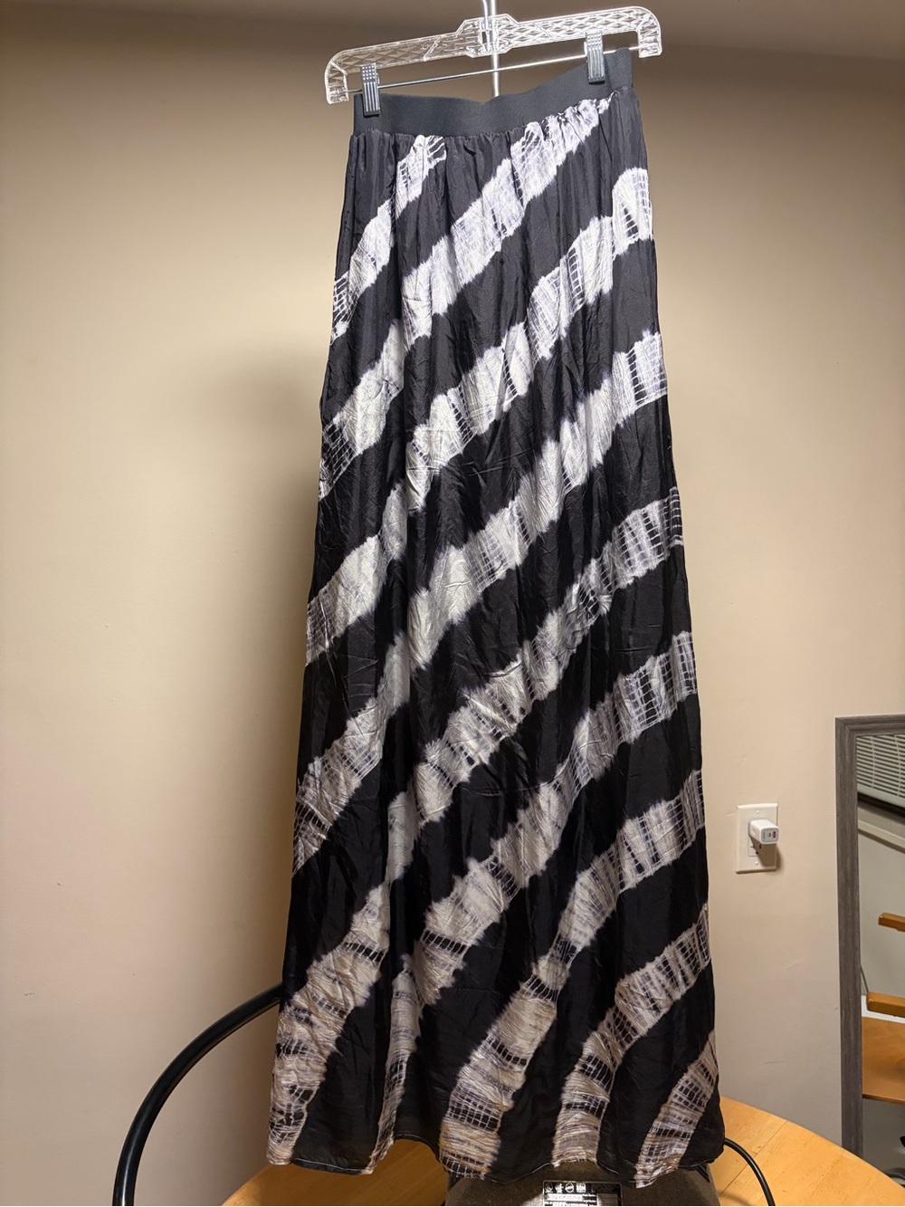 Stunning Sir Alistair Rai Tie-Dye Silk Convertible dress/Maxi Skirt O/S